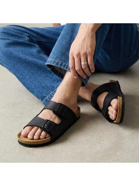 Sandals_&_Flip_Flops